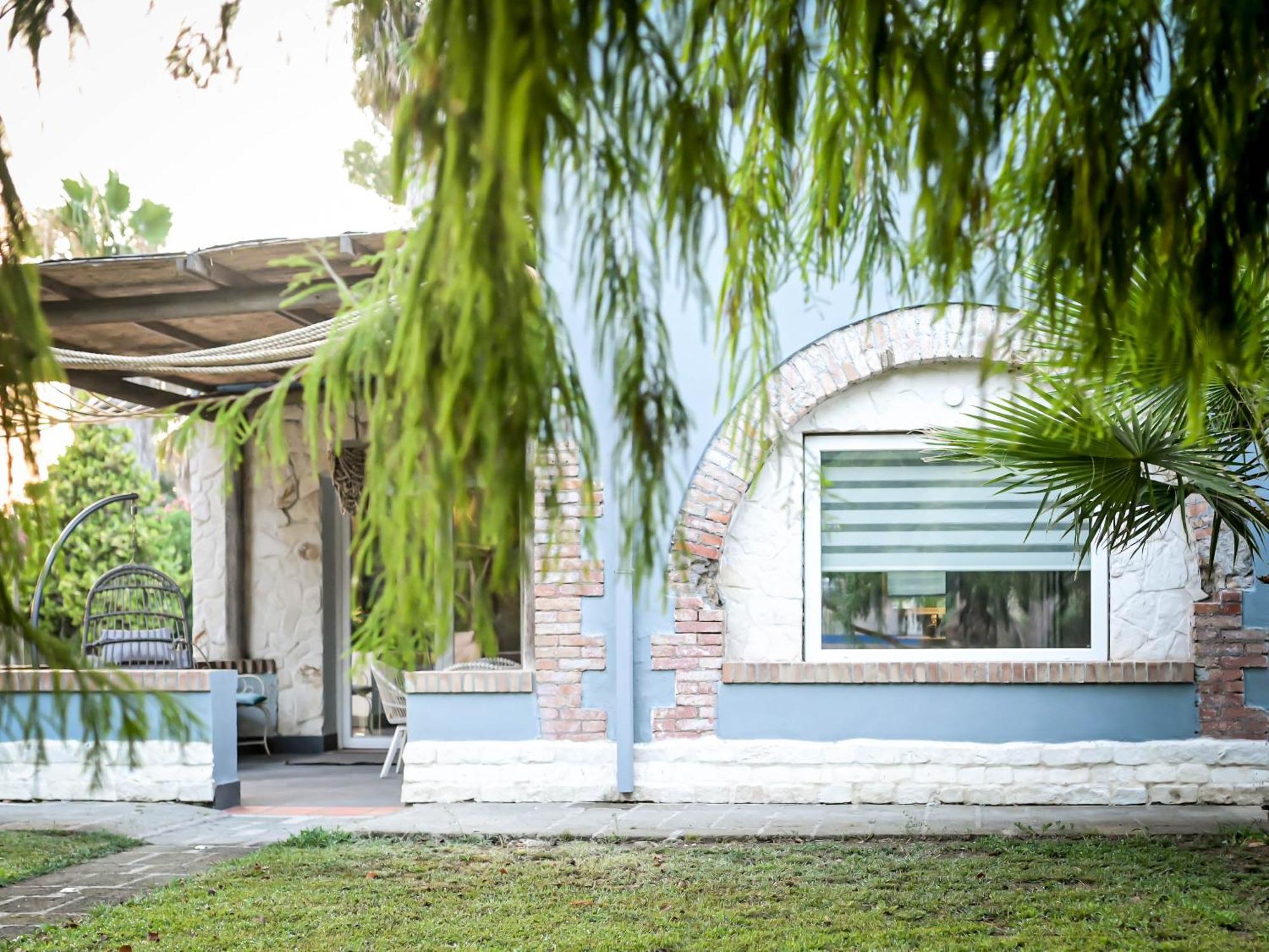 Paradise Ranch Hotel Borgo Sabotino Exterior photo